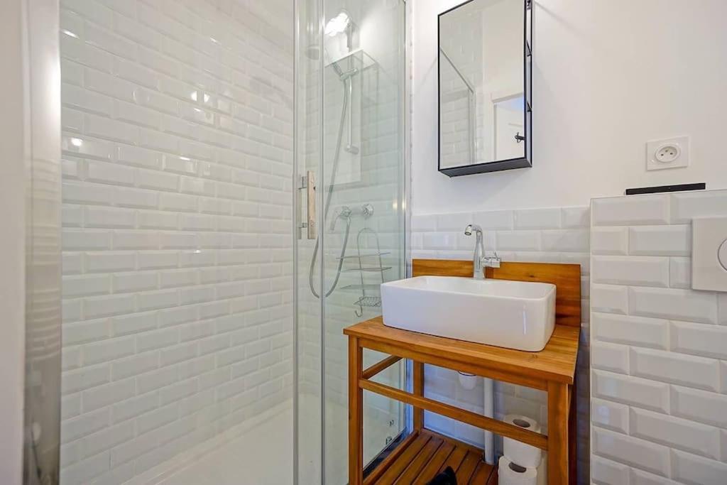 Elegant Appartement Dans Le Marais - Paris 3 Eksteriør bilde